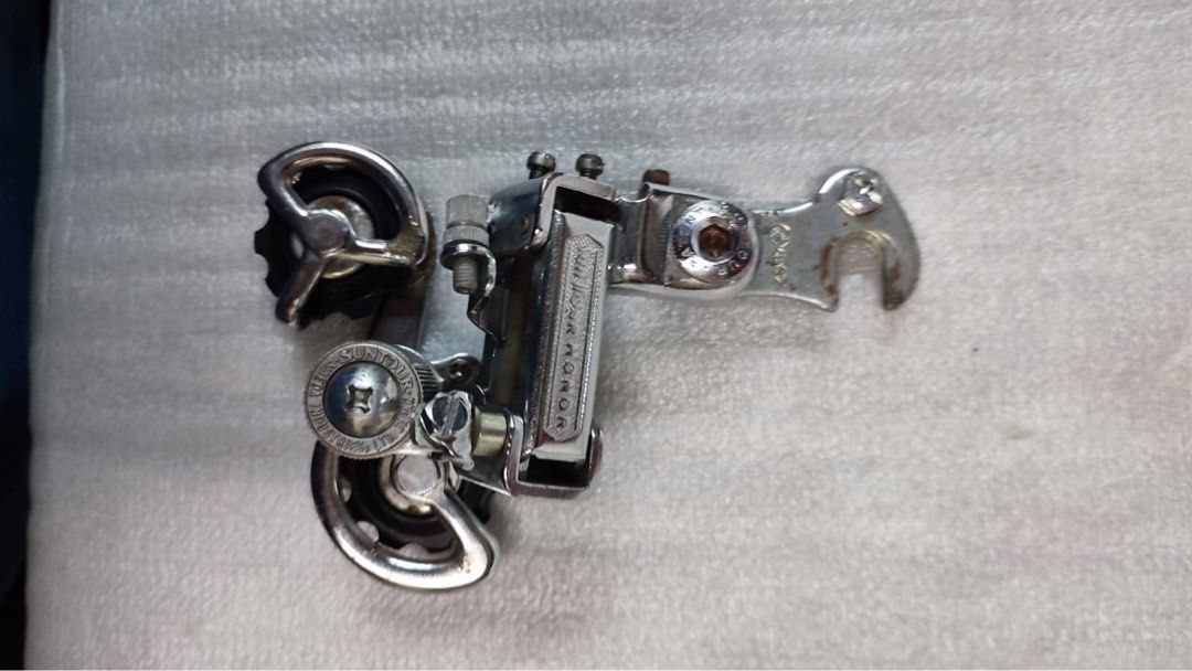 Suntour honor hotsell rear derailleur