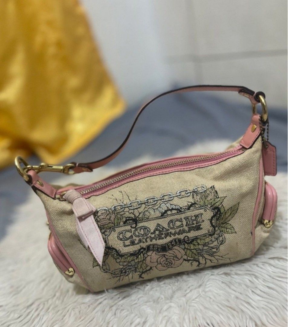 SUPER SALE!!! (Category: Luxury Bags & Wallets) located in Quezon City. Submitted by kaikaiprelovedshop (Listing ID 1265814487, Image 2). Description: SUPER SALE!!! ALL GUARANTEED ORIGINAL 💯💯 Coach Vintage 1 : 3k Coach Vuntage 2 : 2k Tory Sling&Wallet : 4.5k Tory Sling only : 2,300 Mk Sling : 3,200 Tory wallet only :2,800 Kate Spade Sling: 1,700 MCM kili: 2,500 Guess Bpack : 2,500 Watch Mk: 4,500 Watch Fossil: 4,500 ALL SALE!! BAGSAK PRESYO PO,