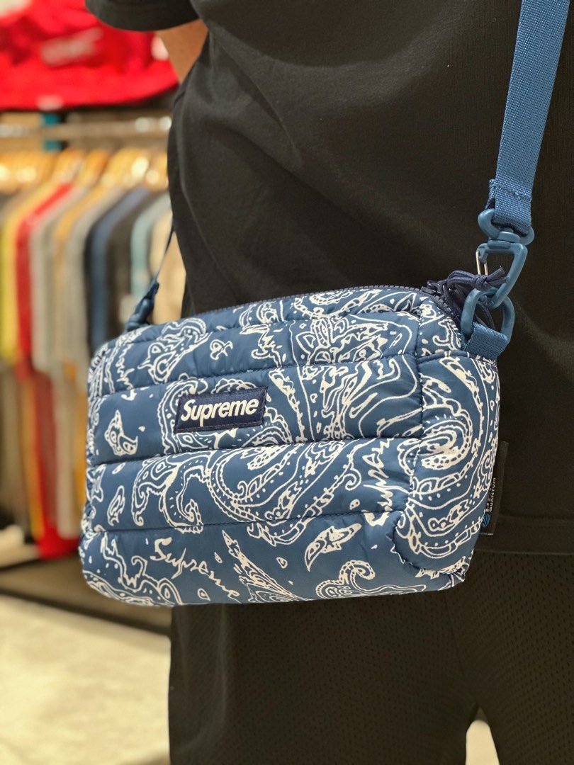 バッグ Supreme puffer side bag blue paisley Buy Supreme Puffer Side Bag 'Blue Paisley' - FW22B18 BLUE PAISLEY