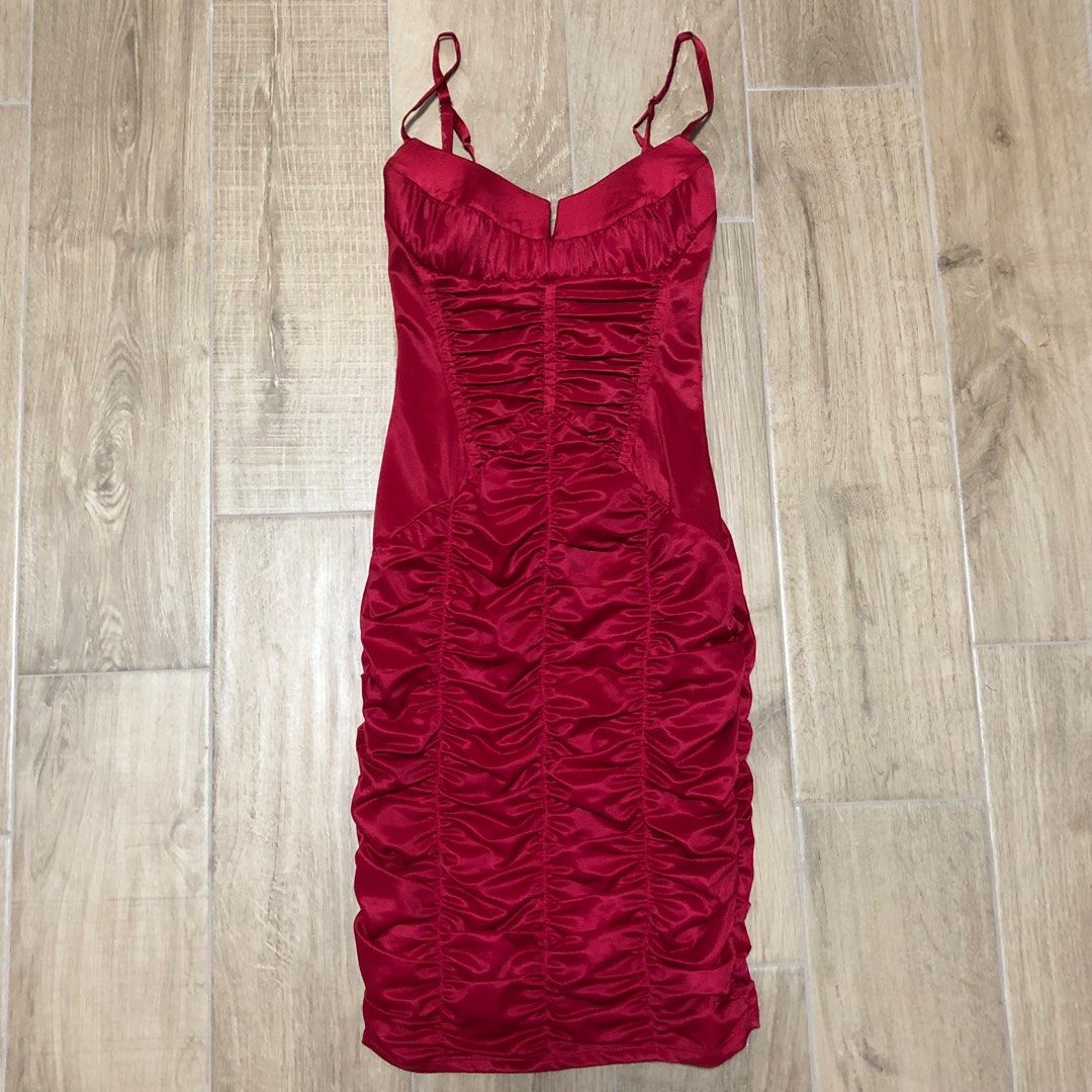 queen city club dress code Silhouette Tee – Girl Tribe Co MATERIAL_Chiffon Elia Chiffon Lace Dress Size:48R