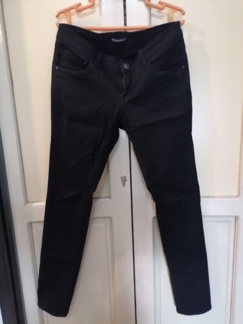 Terranova pants, Women's Fashion, Bottoms, Jeans on Carousell