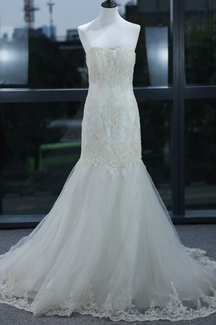 White trumpet hotsell gown