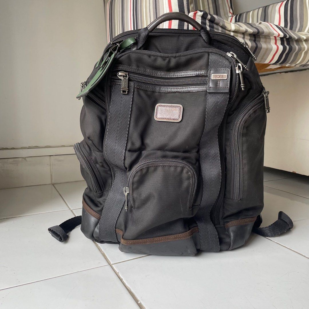 Tumi alpha bravo deals shaw deluxe backpack