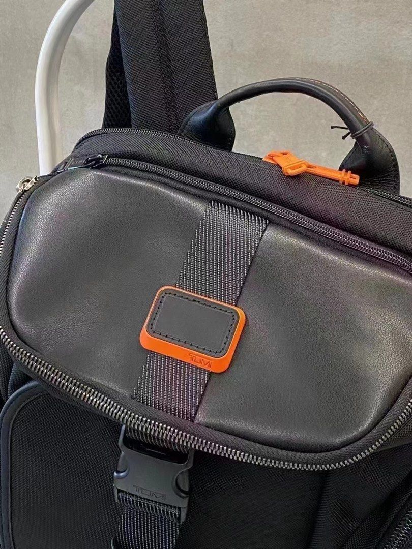 Tumi X Cris Pratt 2 in 1 Backpack and Duffle (Category: Backpacks) located in Manila. Submitted by bagmaniaph (Listing ID 1265775766, Image 3). Description: Part of the Alpha Bravo collection. This limited-edition TUMI® x Chris Pratt Small 2-in-1 Backpack Duffel is ideal for urban adventures, and can be comfortably carried two ways. Made from TUMI’s patented, ultra-durable FXT® ballistic nylon. Convertible style (Backpack or Duffle). Leather top 