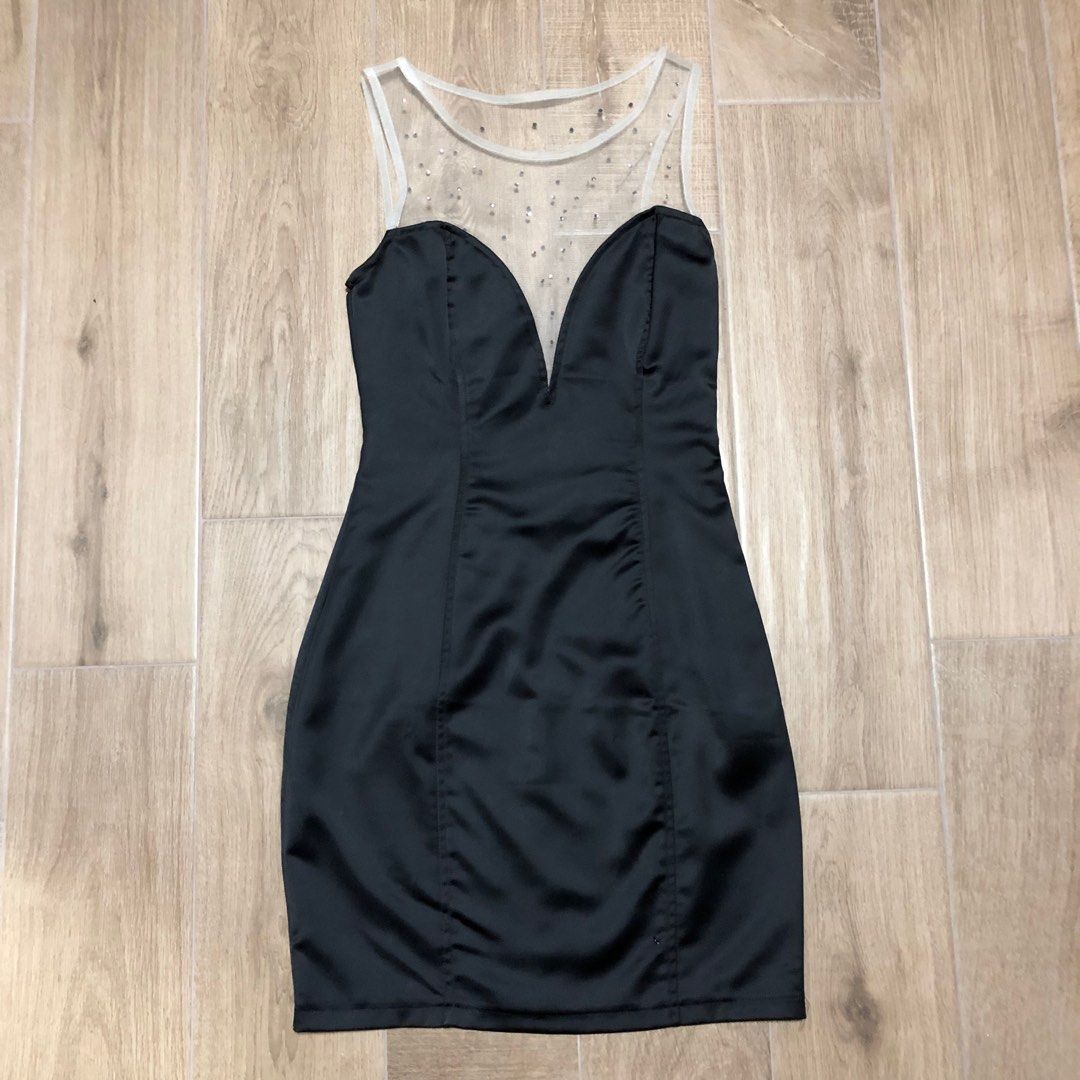 Lipsy plunge pleated bodycon dress top