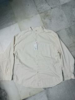 UNIQLO long sleeve denim collar shirt