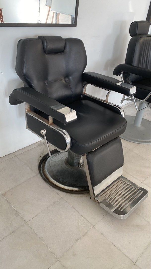Used barber chair, Furniture & Home Living, Furniture, Chairs on Carousell