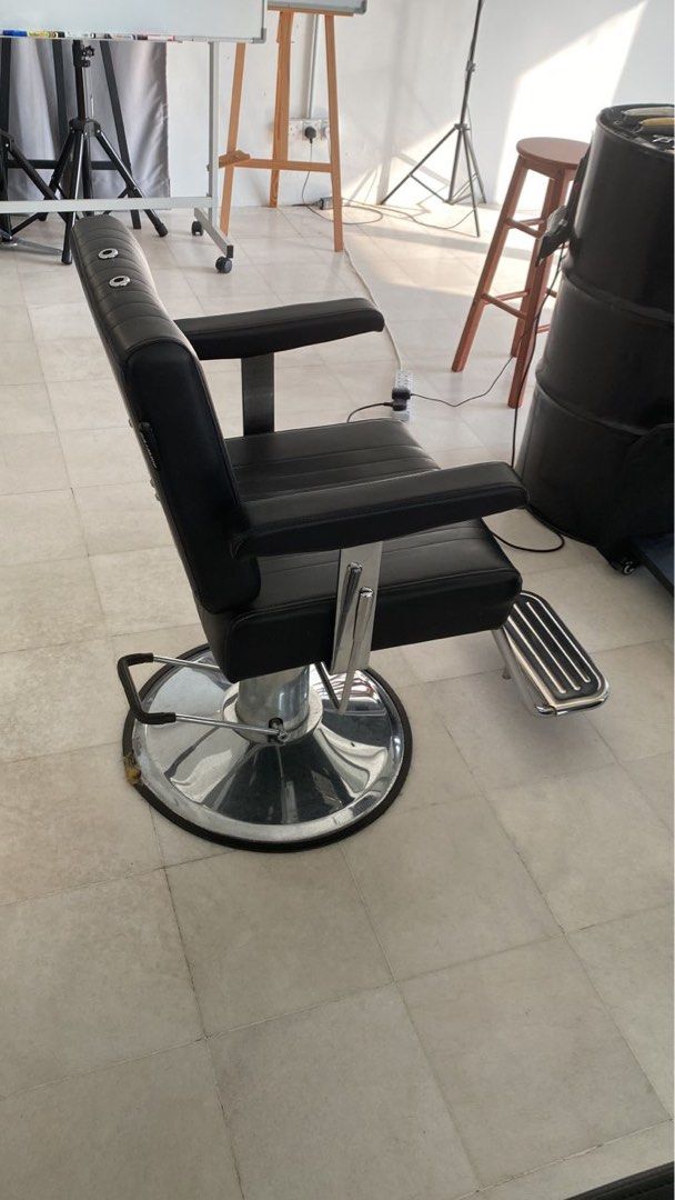 Used barber chair, Furniture & Home Living, Furniture, Chairs on Carousell