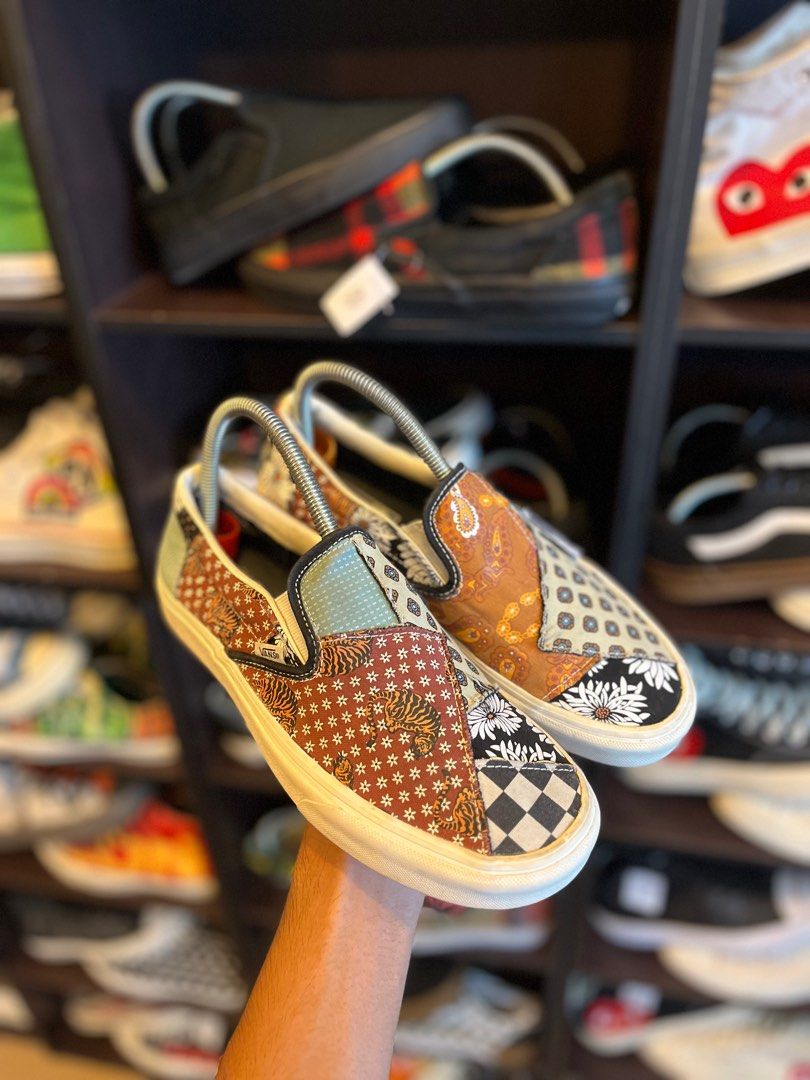 VANS CLASSIC SLIP ON TIGER PATCHWORK