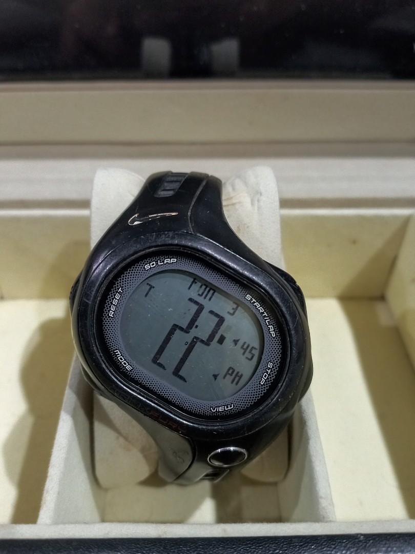 特価大得価NIKE TRIAX FURY 100 BLACK トライアックス Y2K 時計