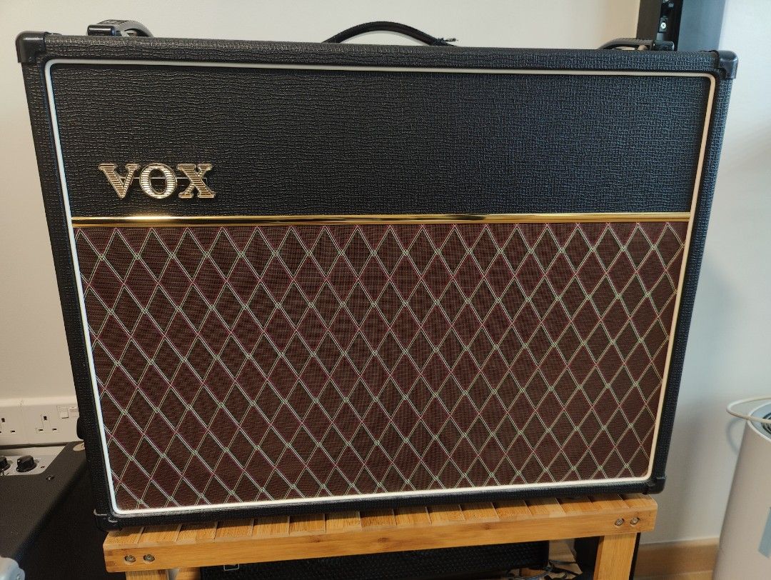 Vox 30 watt tube amp hot sale