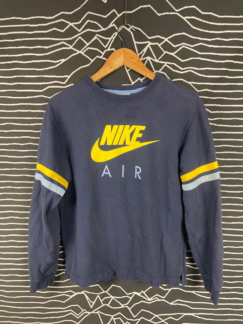 Vtg nike air logo sweatshirt Men s Fashion Tops Sets Tshirts