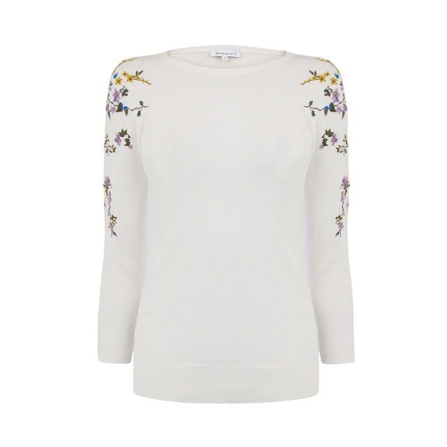 White long on sale sleeve jumper