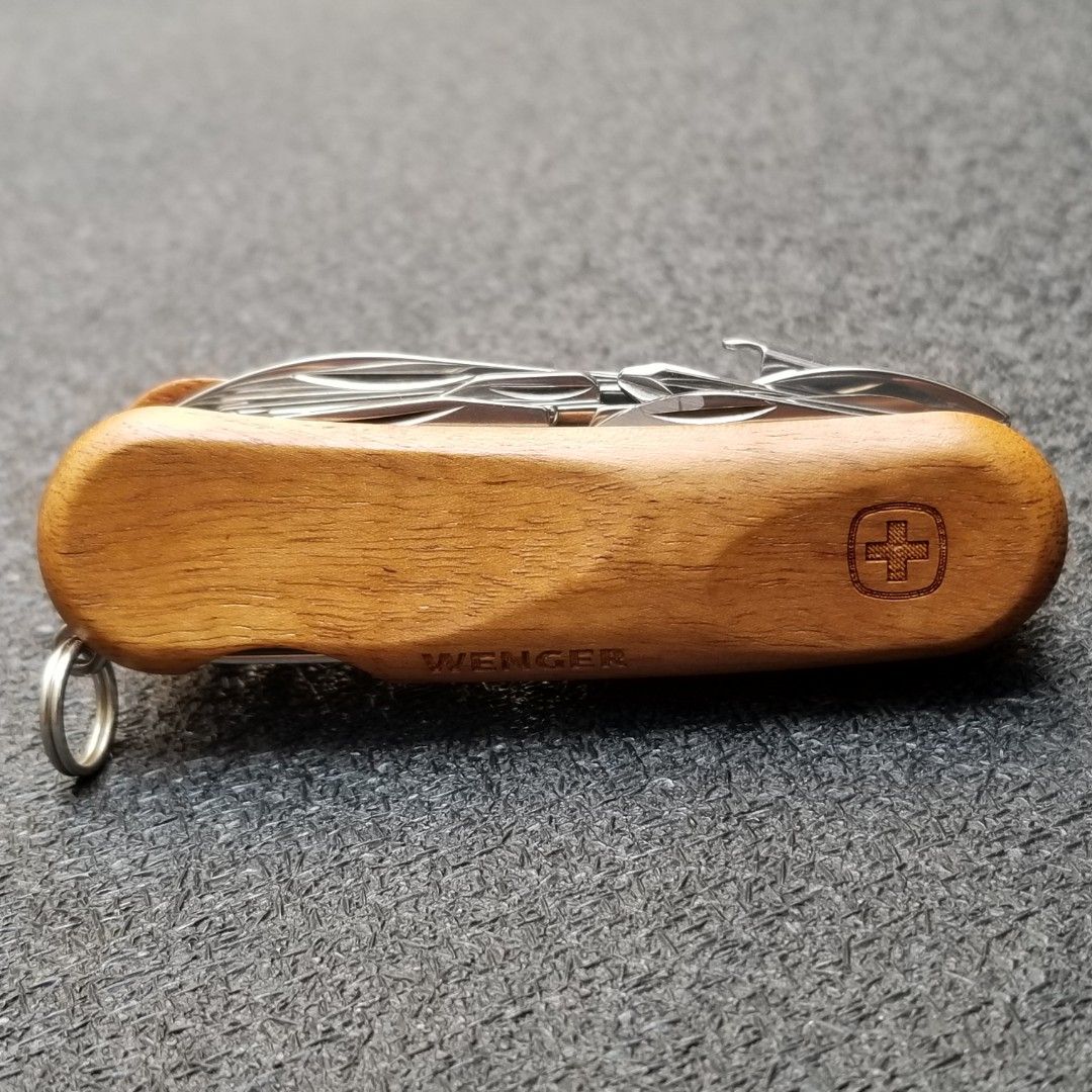Wenger s557 deals