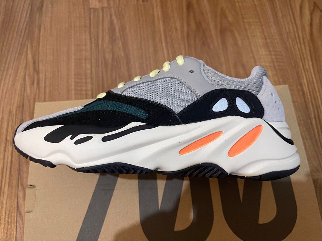 Yeezy 700 wave runner (6) (Category: Sneakers) located in Quezon City. Submitted by d.drifter (Listing ID 1265895624, Image 1). Description: brandnew meetup / pickup from qc or ayala (by schedule) buyer shoulders shipping.