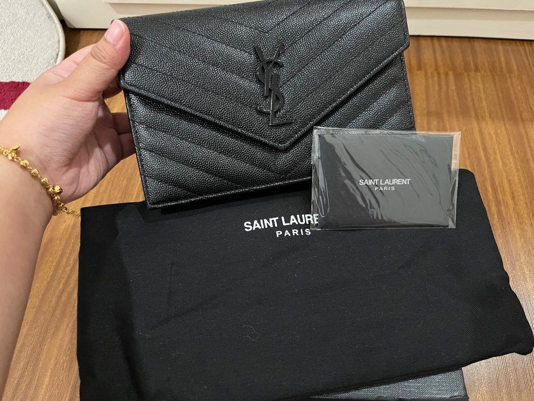 Ysl cheap woc envelope