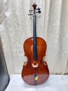 #12，3／4大提琴，二手價～7000

附琴袋，弓

多把大提琴，
沒有提供音檔，
有興趣了解的，
歡迎來店看琴。

0905 879 396
台中潭子 天心二手樂器
統編：93468374
請到實體店面選購
所有產品都現況出售，
售出不退，不換
售出不退，不換
售出不退，不換