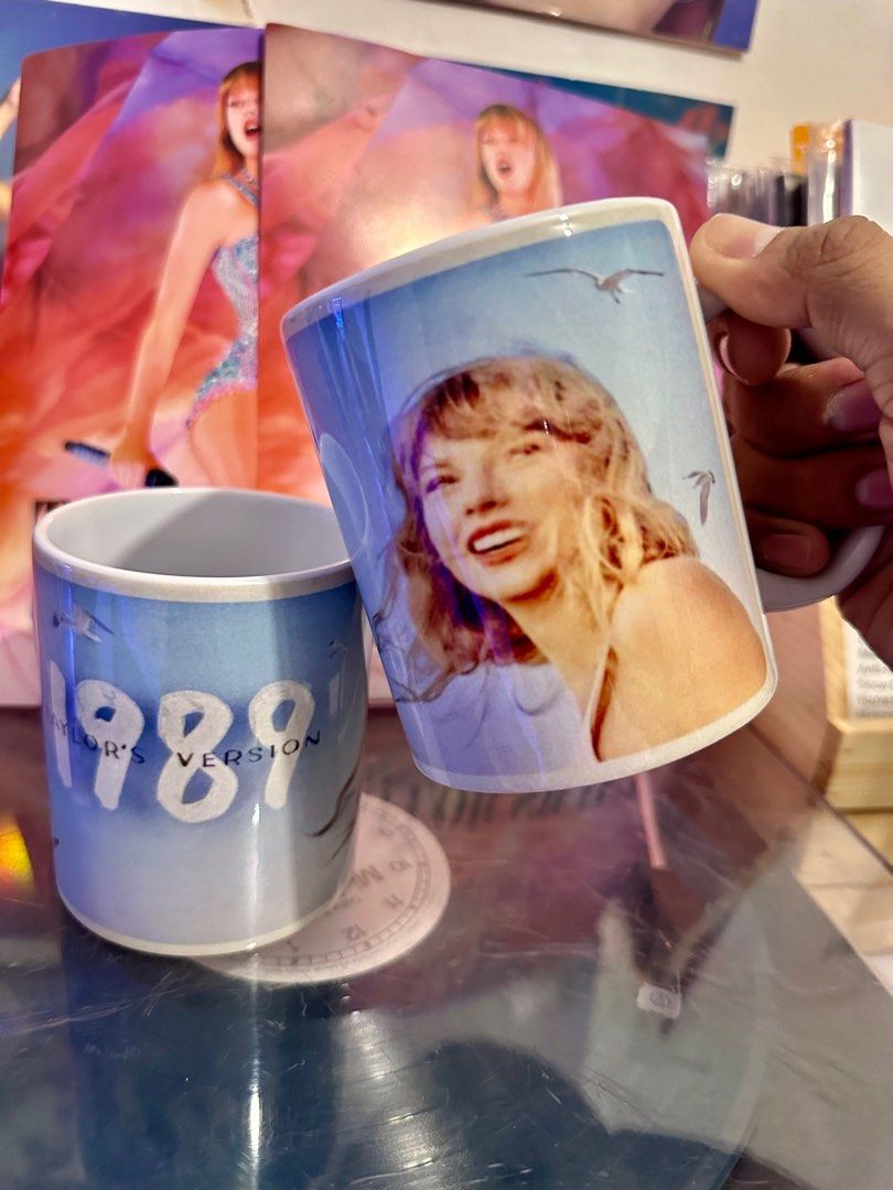 https://media.karousell.com/media/photos/products/2023/11/16/1989_taylors_version_mug_1700151080_840f362e_progressive.jpg