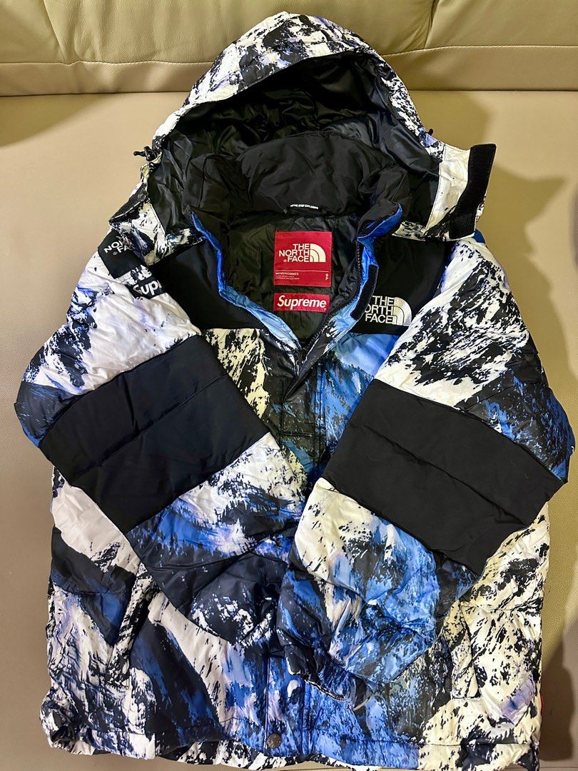 Supreme x The north face 羽絨, 男裝, 運動服裝- Carousell