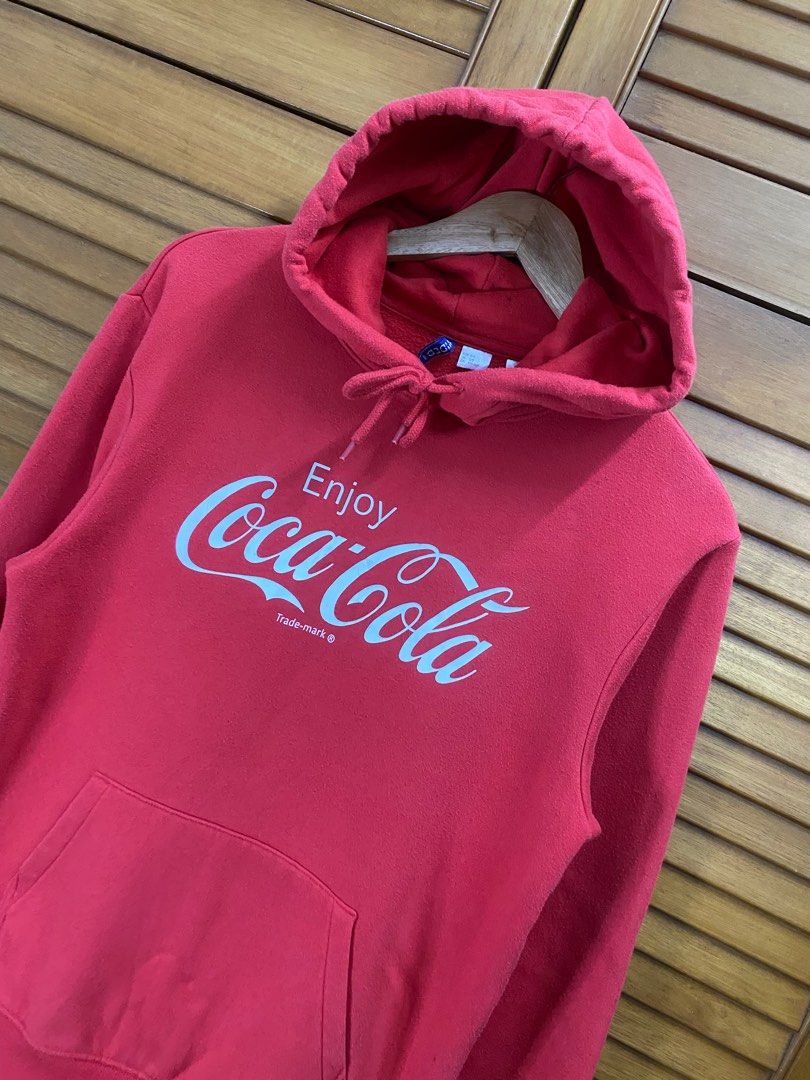 H&m online coca cola