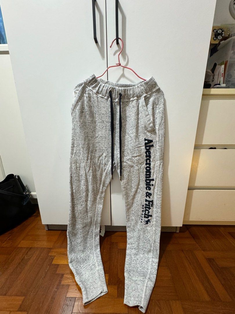 Abercrombie joggers deals