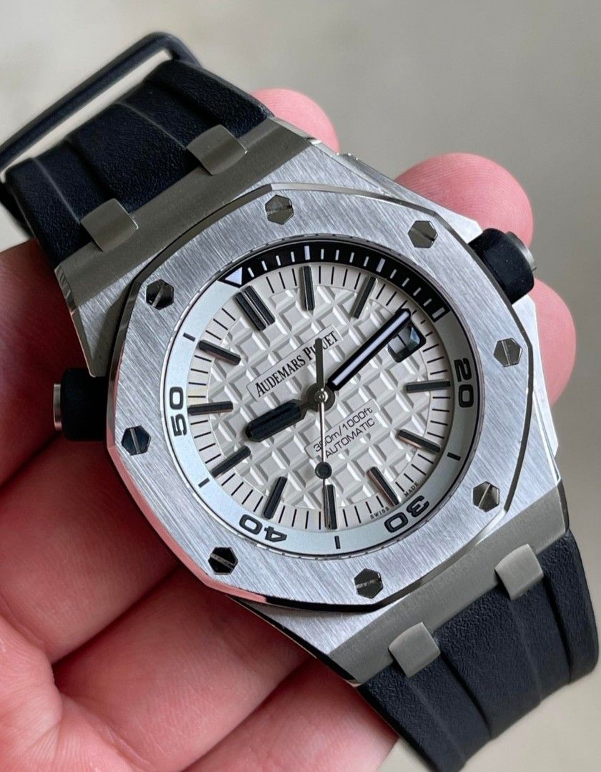 AP Divers 15710 Luxury Watches on Carousell