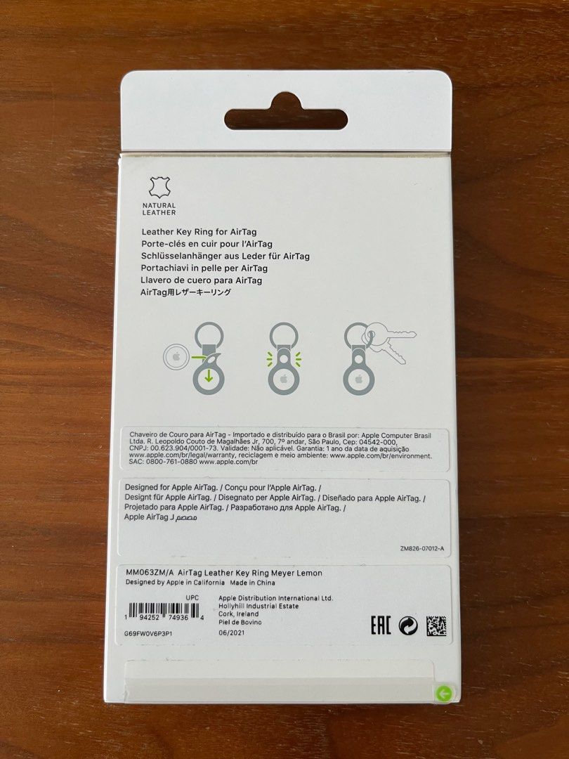 Apple AirTag - Leather Key Ring, 興趣及遊戲, 旅行, 旅遊- 旅行必需品及用品- Carousell