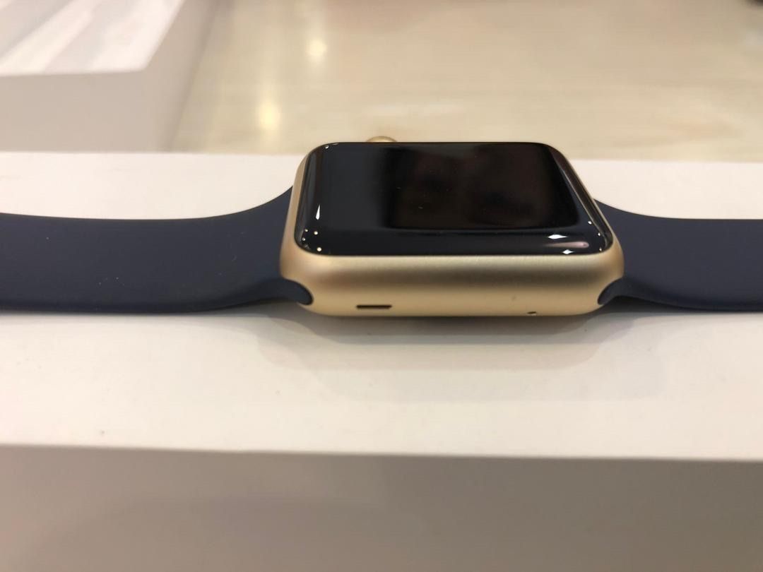 Apple watch gen on sale 2 series 1 38mm
