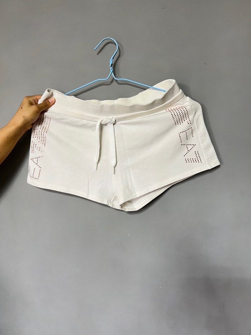 Armani Ea7 White Shorts Size L Women s Fashion Bottoms Shorts