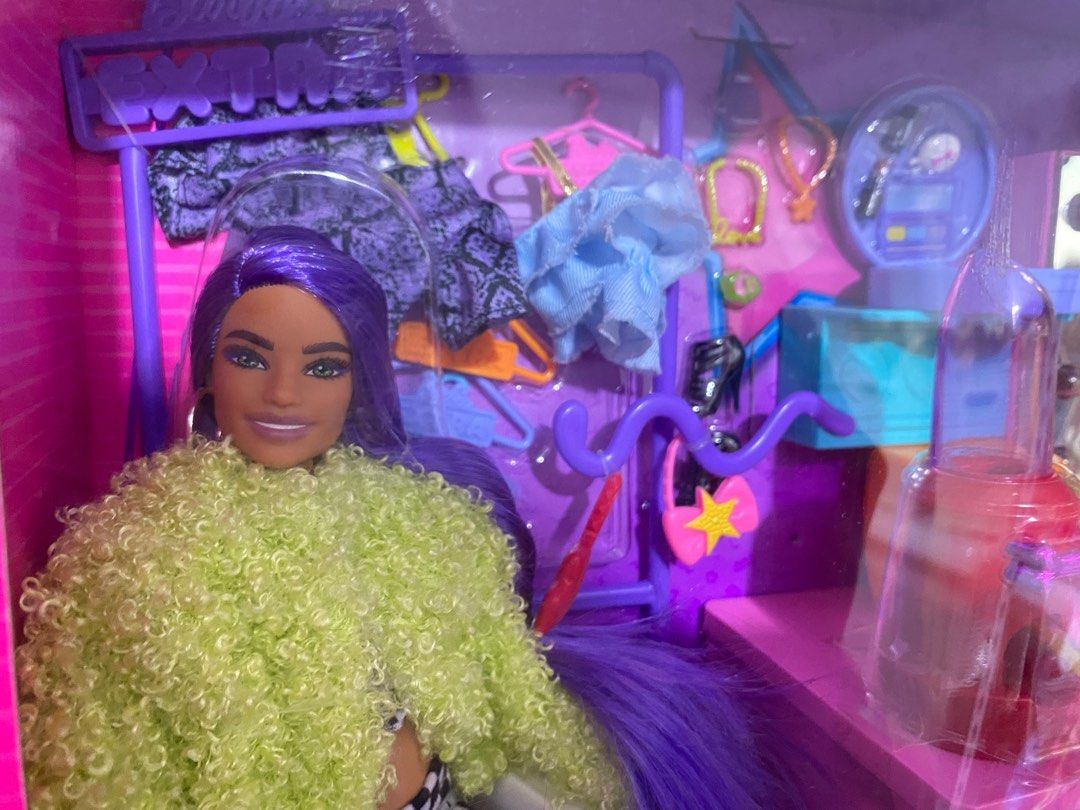 Barbie Extra Vanity Set, Hobbies & Toys, Toys & Games on Carousell