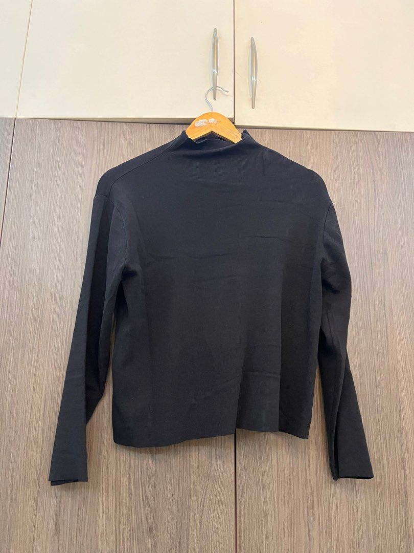 Black long sleeve coordinates set (Category: Sets or Coordinates) located in Antipolo. Submitted by kathscloset_ (Listing ID 1266020490, Image 3). Description: .