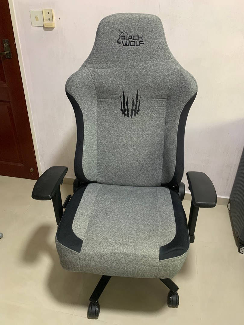 Blackwolf hot sale gaming chair