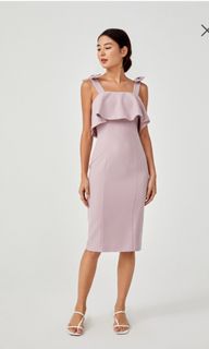 (Category: ) located in . Submitted by clearmiwardrobe (Listing ID 1266051145, Image 1). Description: .