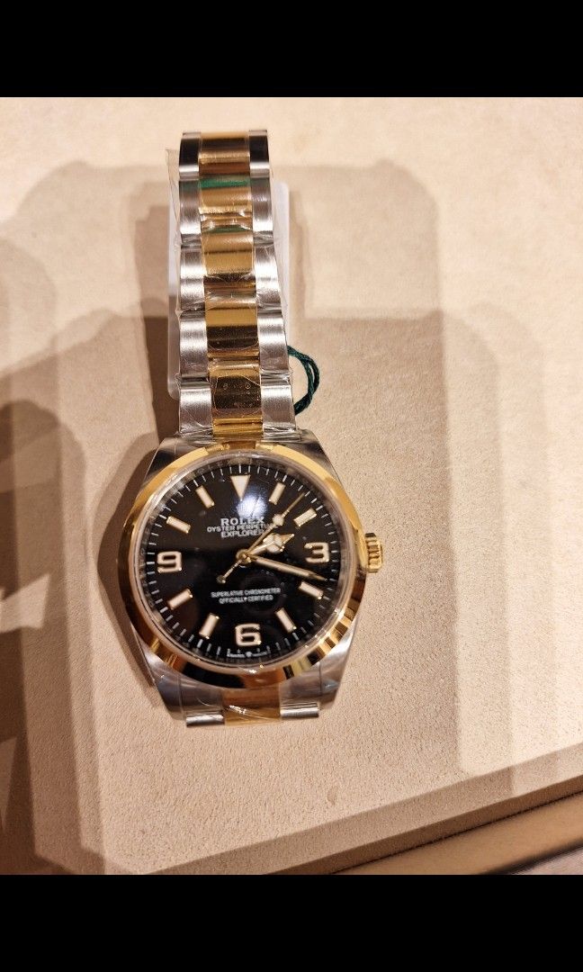 Rolex explorer no date hotsell