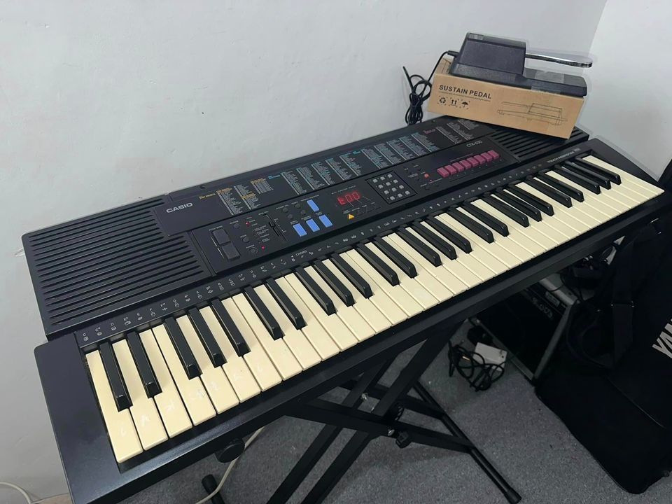 Casio CTK 630 Keyboard w Touch Response Pads Pitch Bend