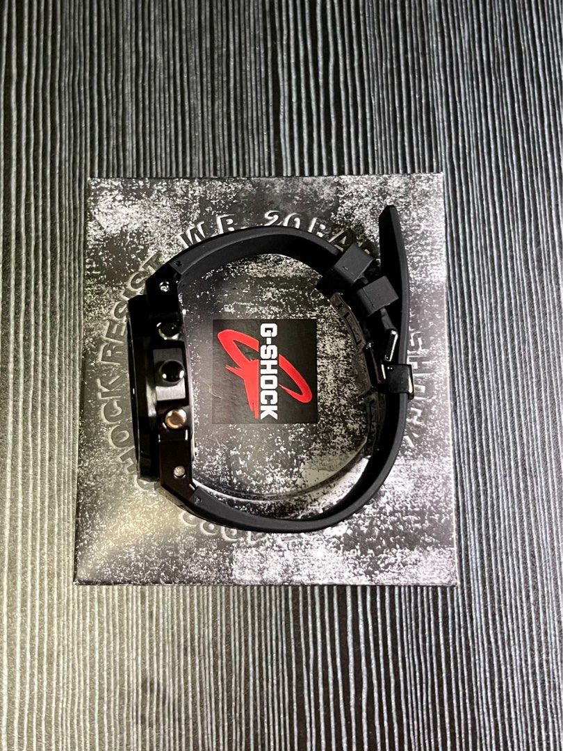 Casio black hotsell metal strap