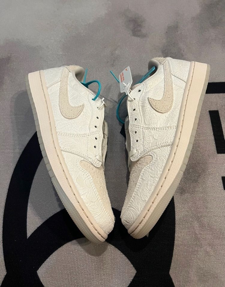 Air jordan clearance 1 light cream