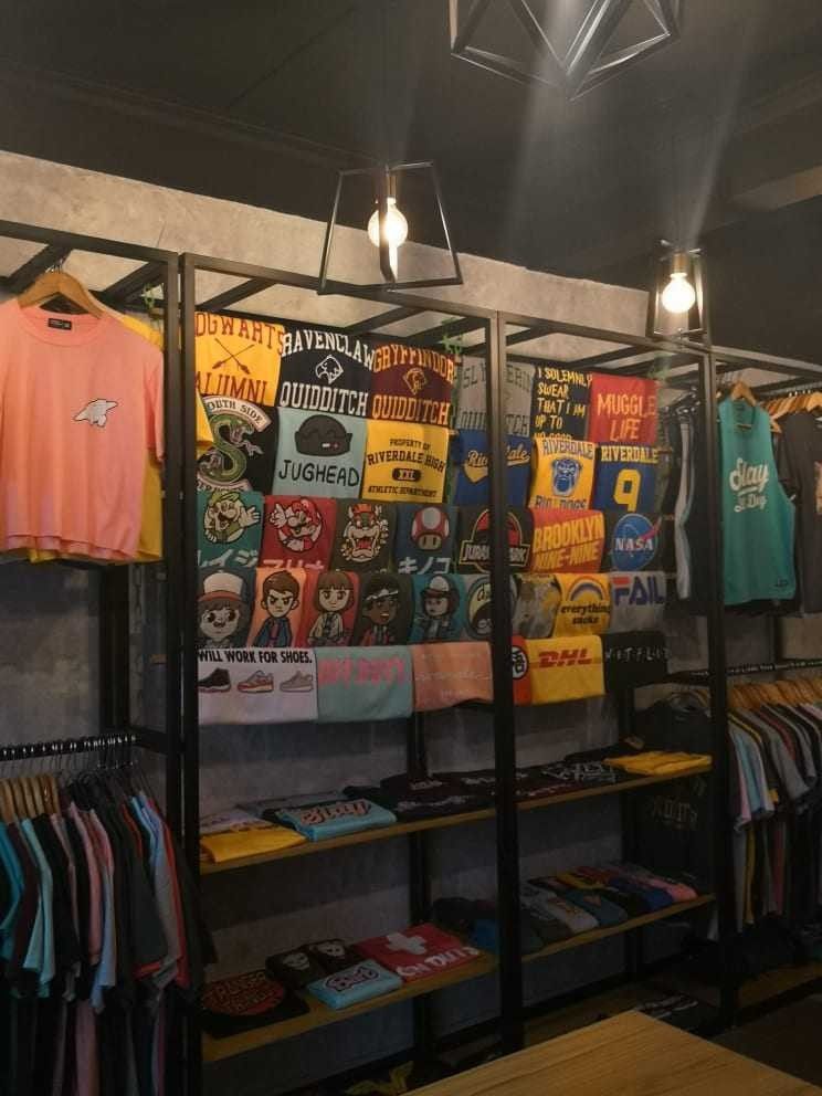 apparel module Images High Quality Grahic Clothing Rack Module, Furniture & Home Living, Furniture, Shelves ...