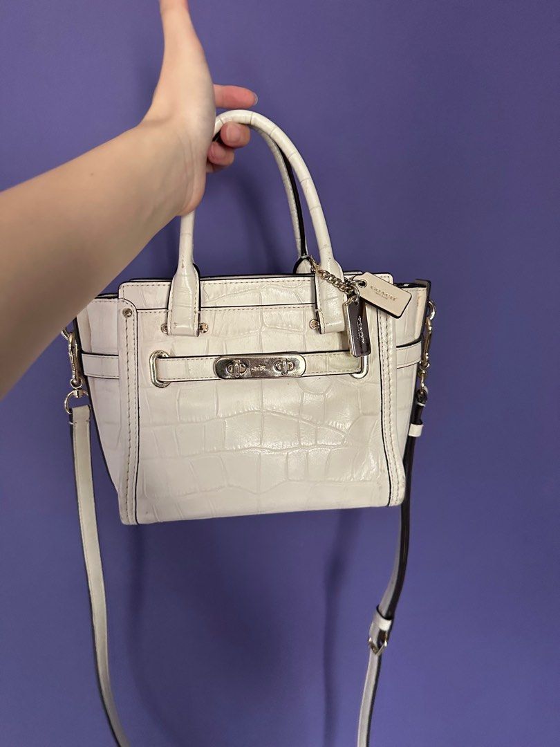 Swagger bag top