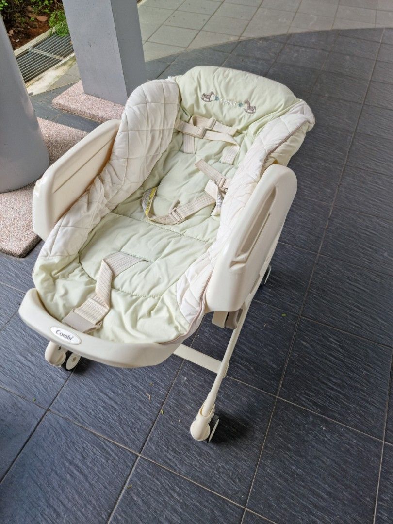 Combi Baby Rocker Combi rocker, Babies & Kids, Babies & Kids Fashion on Carousell