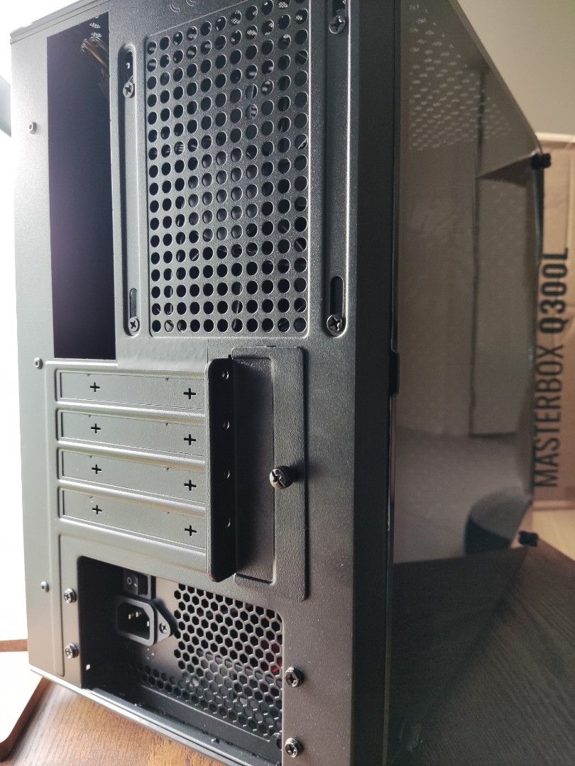 Cooler Master Q300L Atx case,free 550w psu, Computers & Tech, Parts