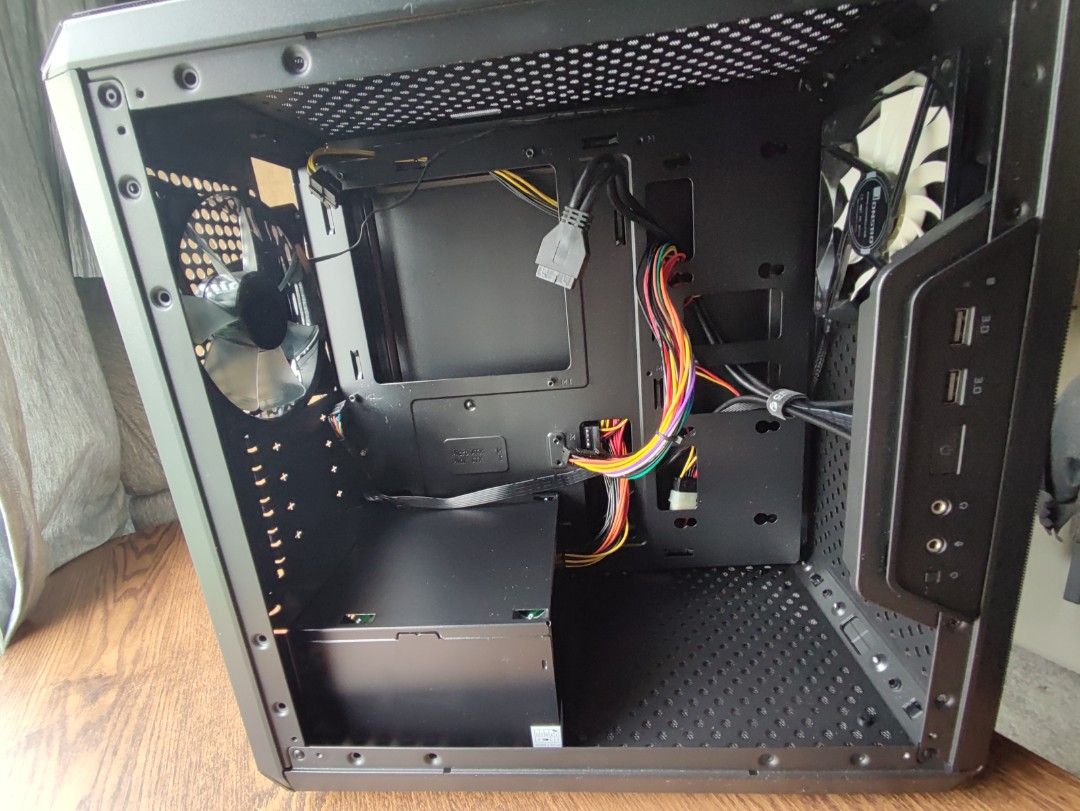 Cooler Master Q300L Atx case,free 550w psu, Computers & Tech, Parts
