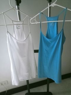 CREE MONTREAL SLEEVELESS/ INNER TOP  STRETCH ( MEDIUM) TAKE ALL 2 PCS