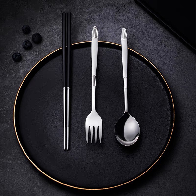 Cutlery set brand new super good quality, Furniture & Home Living