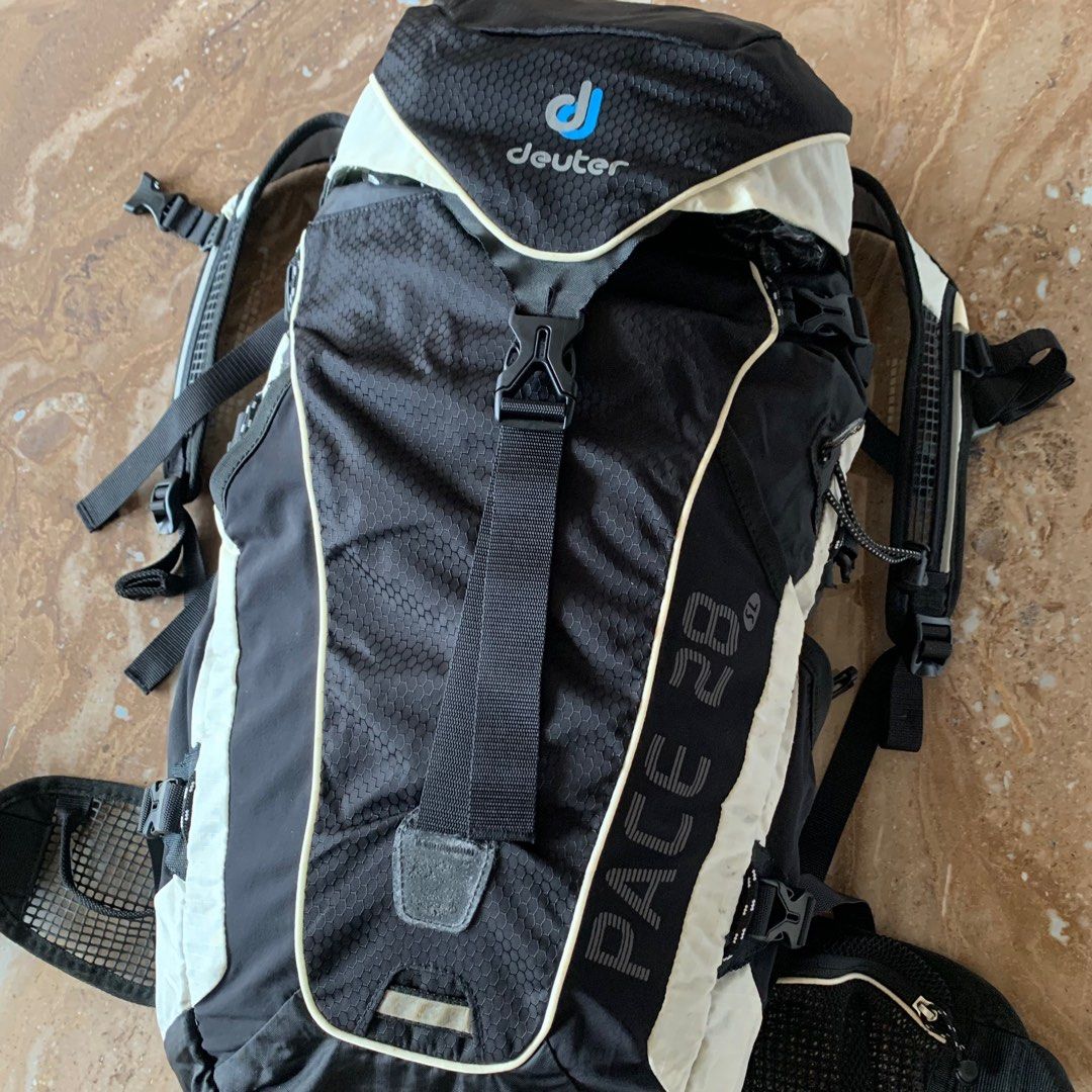 Deuter pace 28 sales