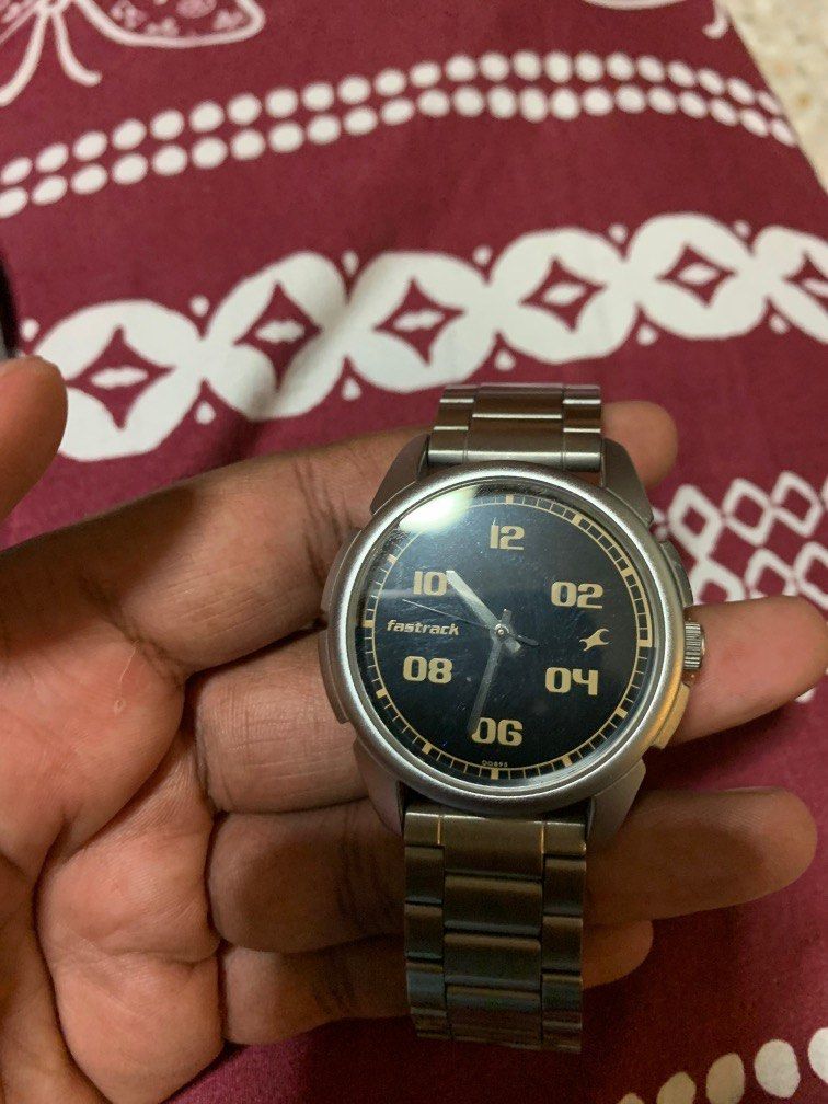 Fastrack hand watch Luxury Watches on Carousell