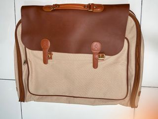 Foldable hanger garment suit bag