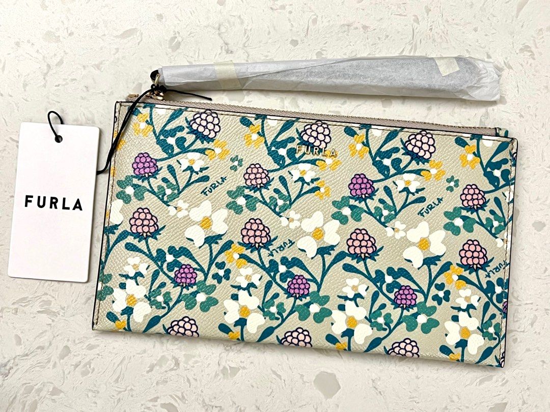 Furla deals wristlet pouch