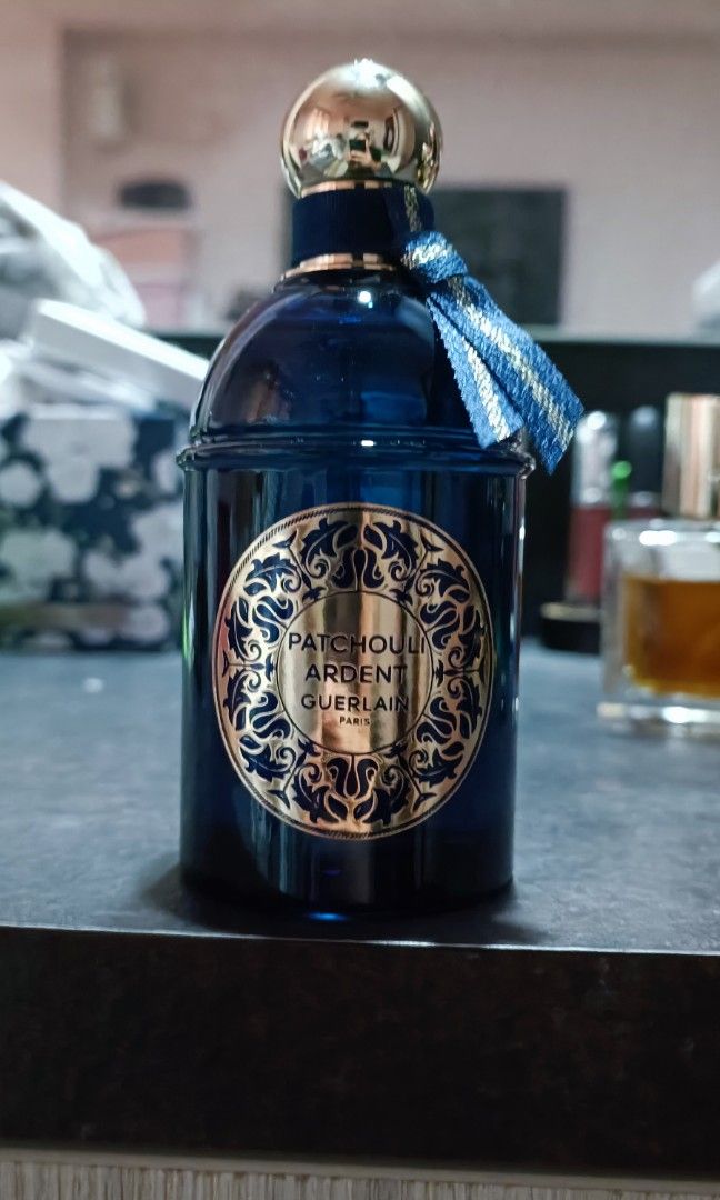 Patchouli ardent eau de store parfum