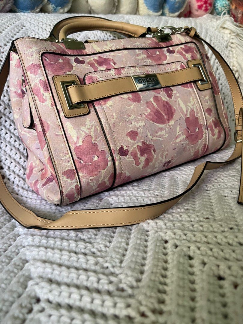 Sale Guess Cross body bag Women s Fashion Bags